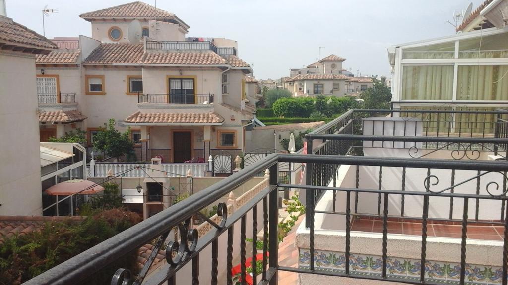 Holiday Home Torre De Pisa Torrevieja Exterior photo